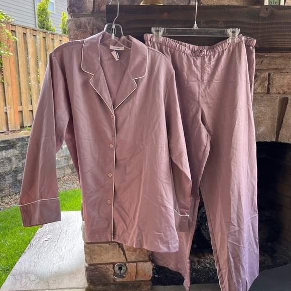 Dusty Rose Natori Pajama Set with White Piping XL - Picture 2 of 4